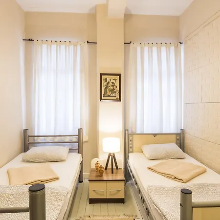 Hostel Levanten