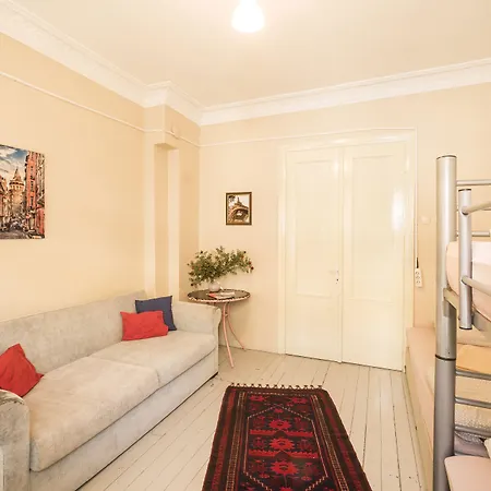 利万腾旅馆 旅馆 *