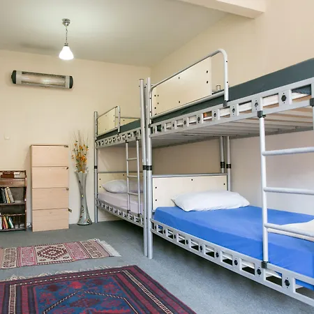 Hostel Levanten
