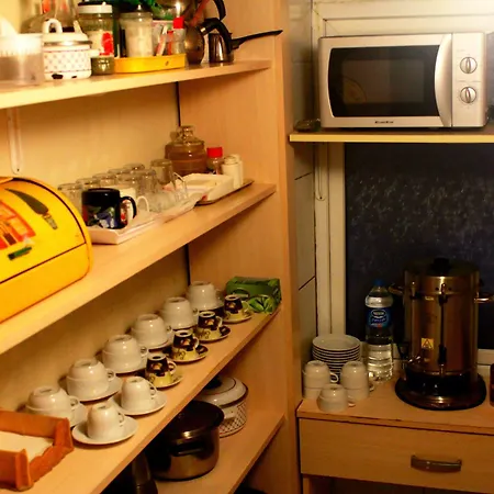 Hostel Levanten *