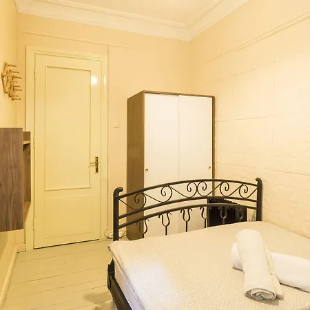 Hostel Levanten